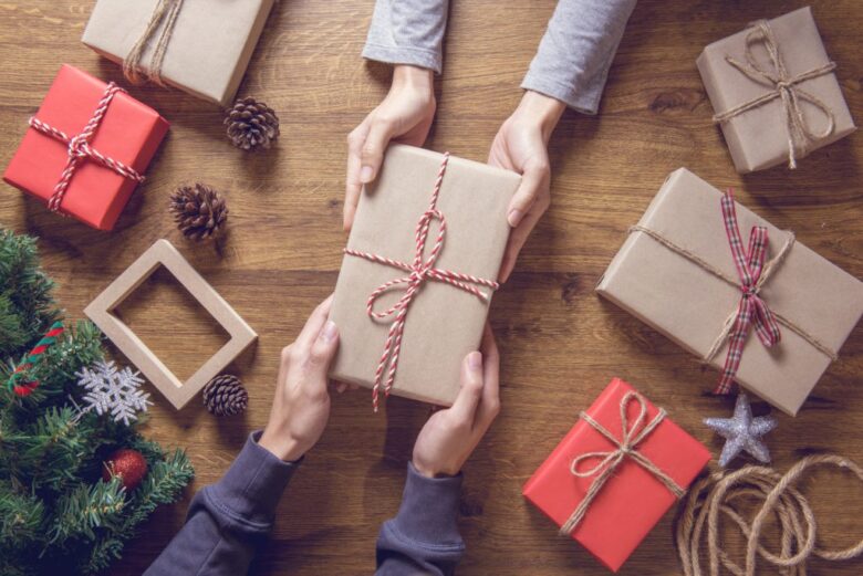 How To Find The Perfect Gift For Everyone On Your List 2024 - Emlii