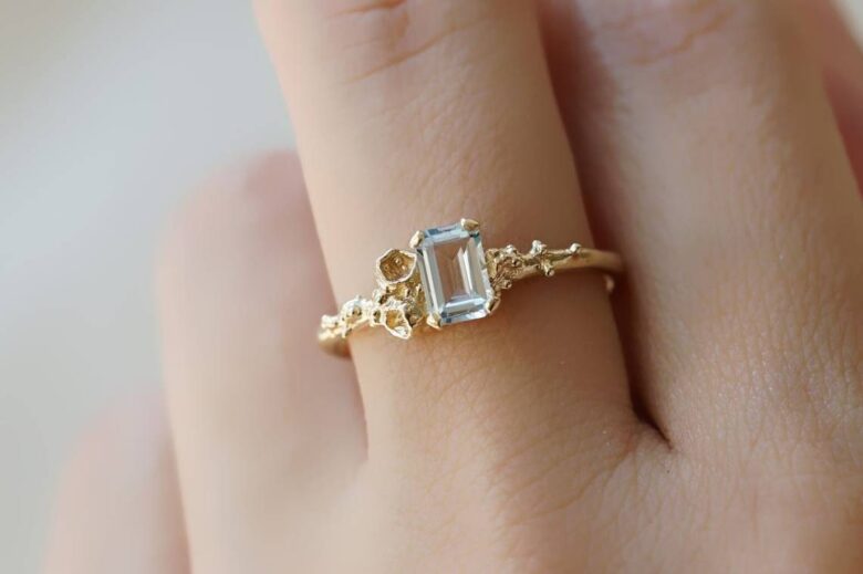 Emerald Cut Diamond Rings